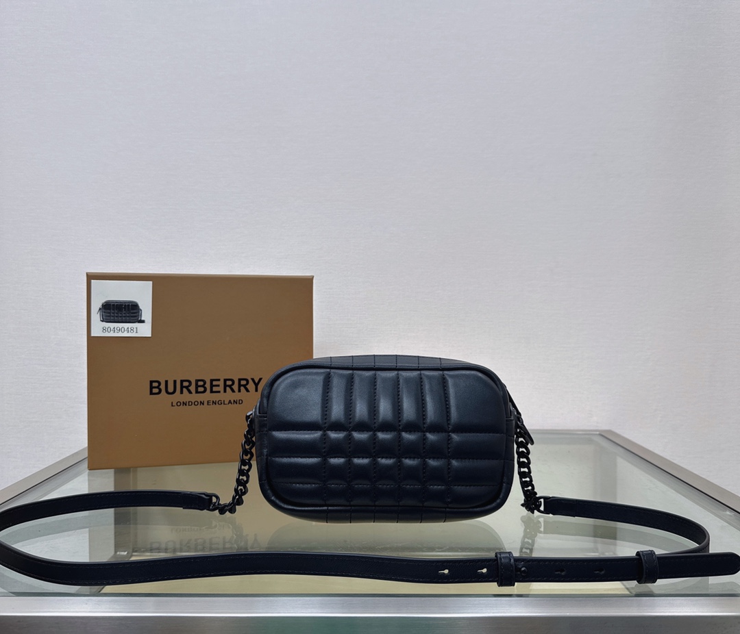 Burberry Lola 048155 19 x 5.5 x 11cm