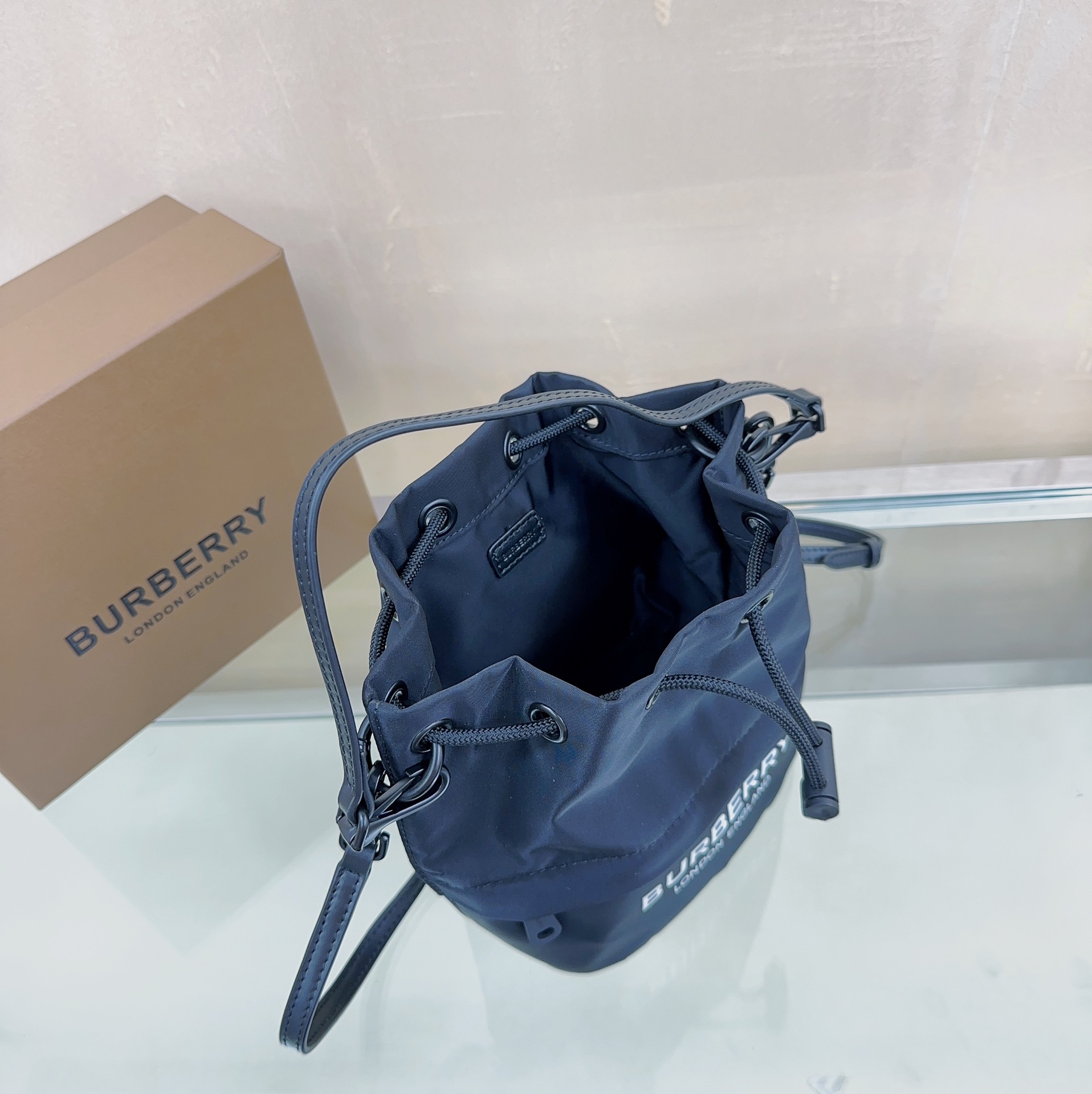 Burberry24 (14) 5133 18z19.5x11