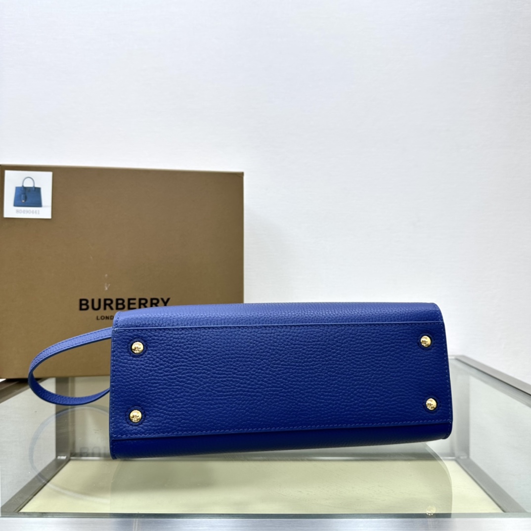 Burberry 044173 (7) 27x 11× 20cm