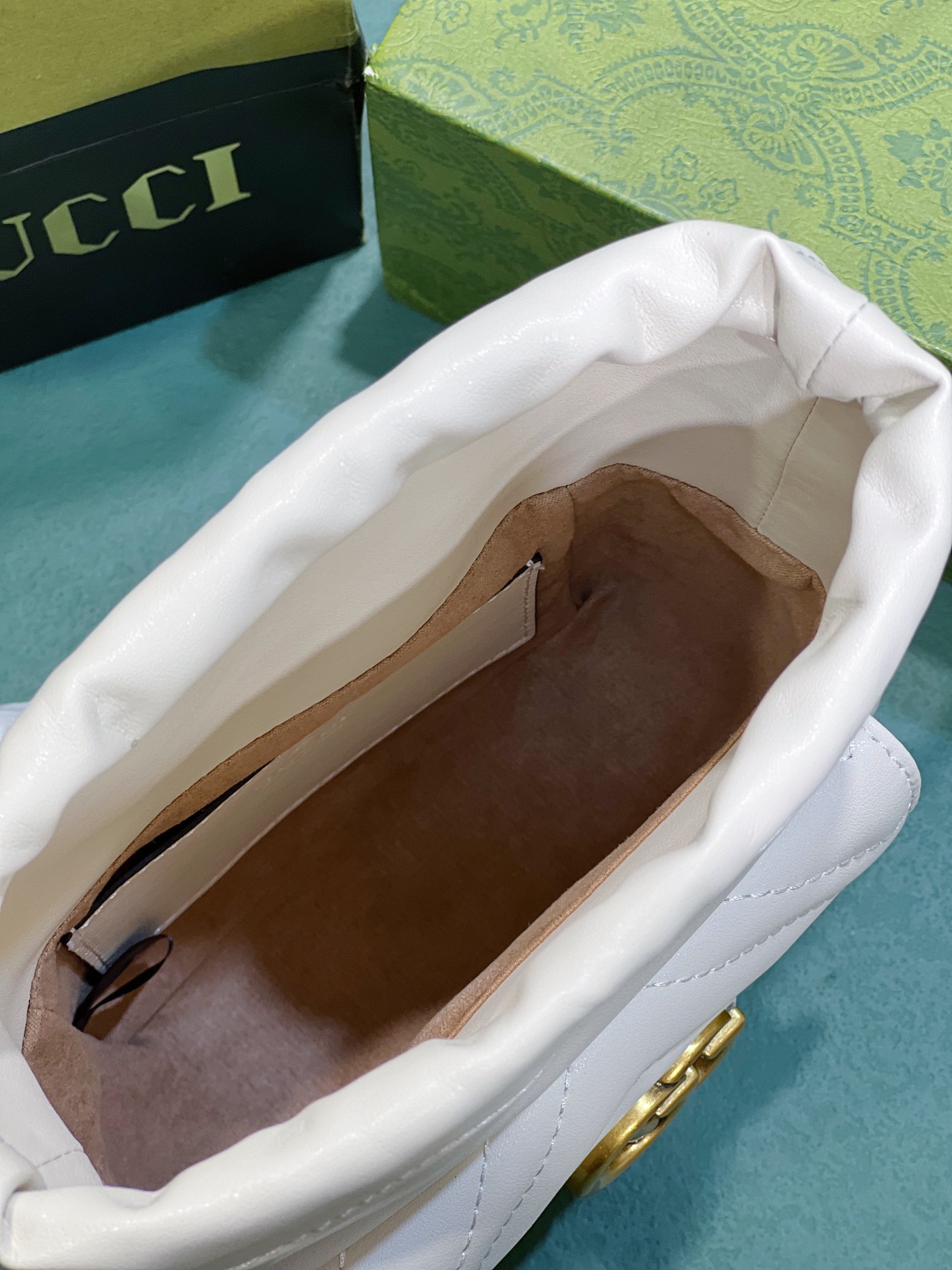 Gucci 746433 14.5x20x7.5cm