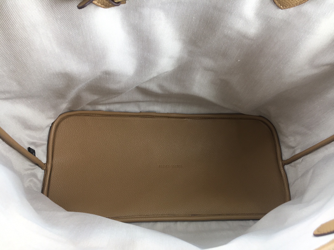 Gucci 726755 40x33x19cm