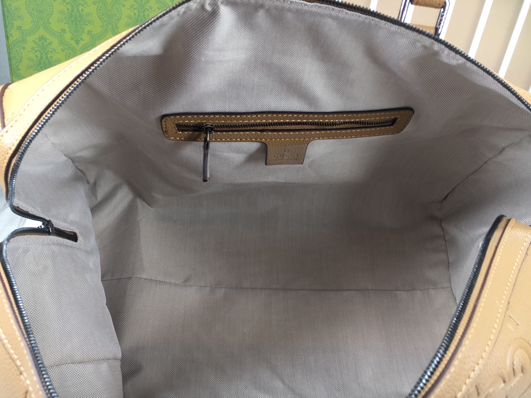 GUCCI 725282 45X29X25cm