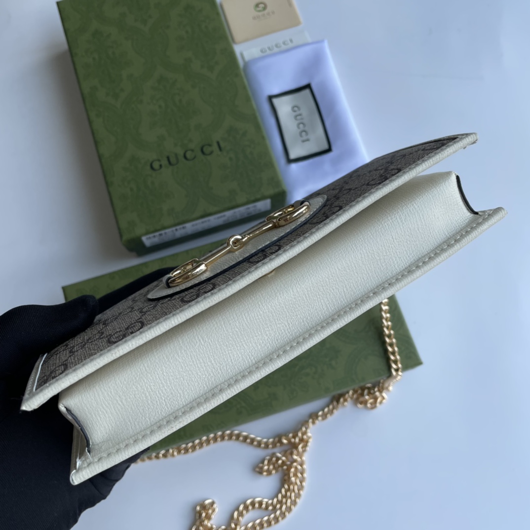 GUCCI 621892 19x10x4cm