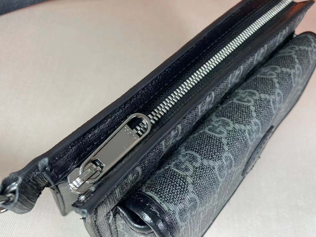 Gucci 746300 18×13×5cm