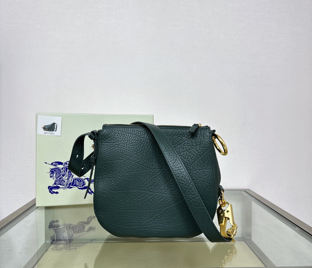 Burberry 553170 (3) 24x×23cm