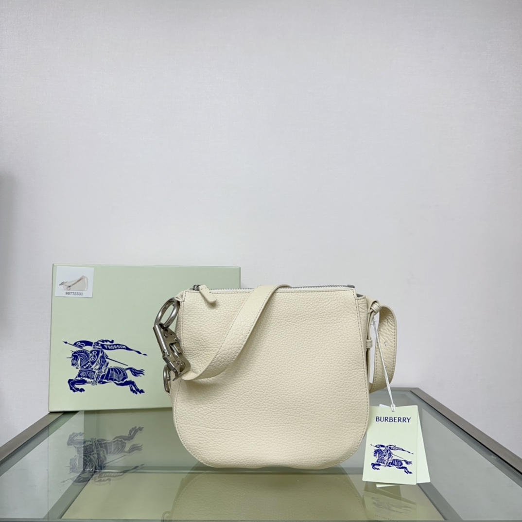 Burberry 553170 (5) 24x×23cm