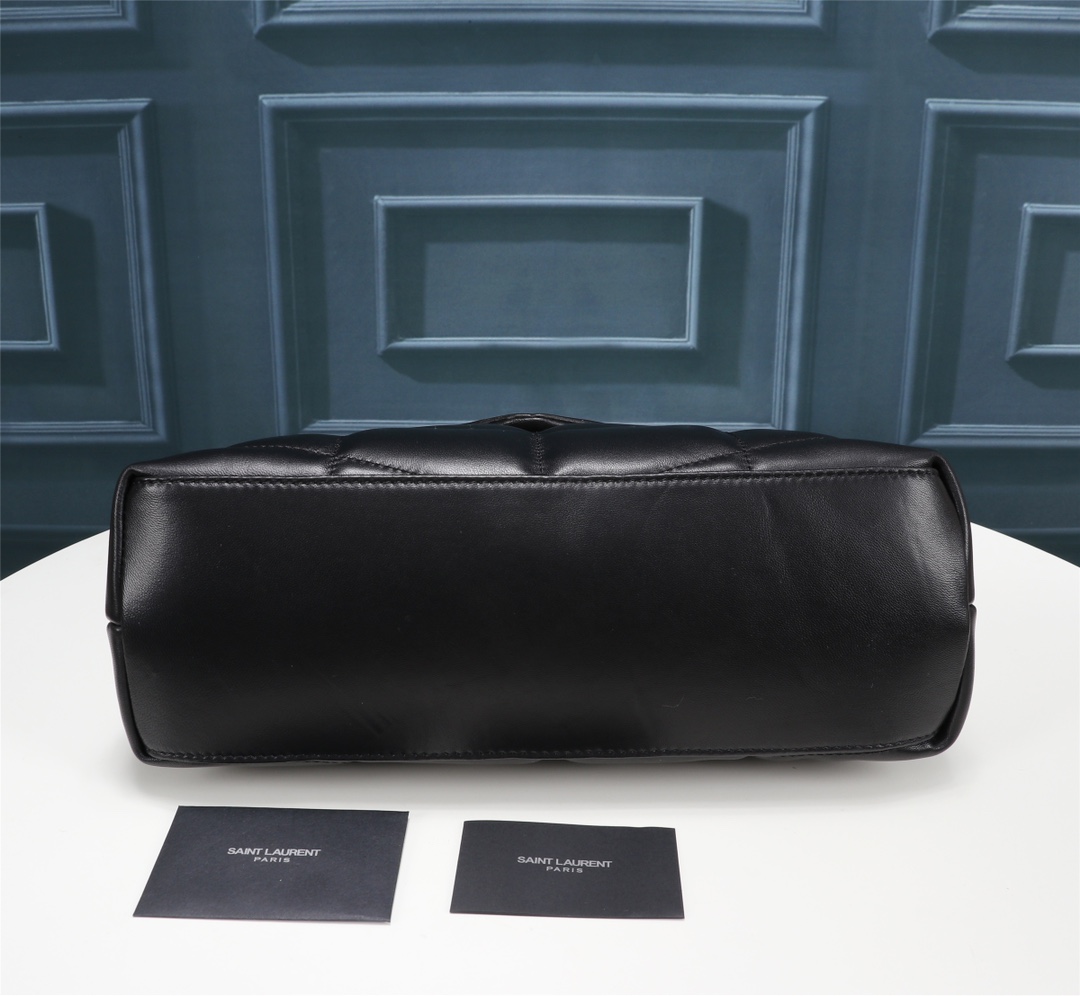 YSL 577475 (2) 35x23x13.5cm