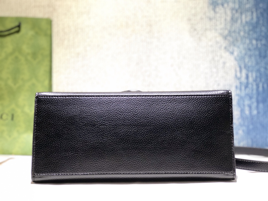 Gucci Marmont 421890 31x23x13cm