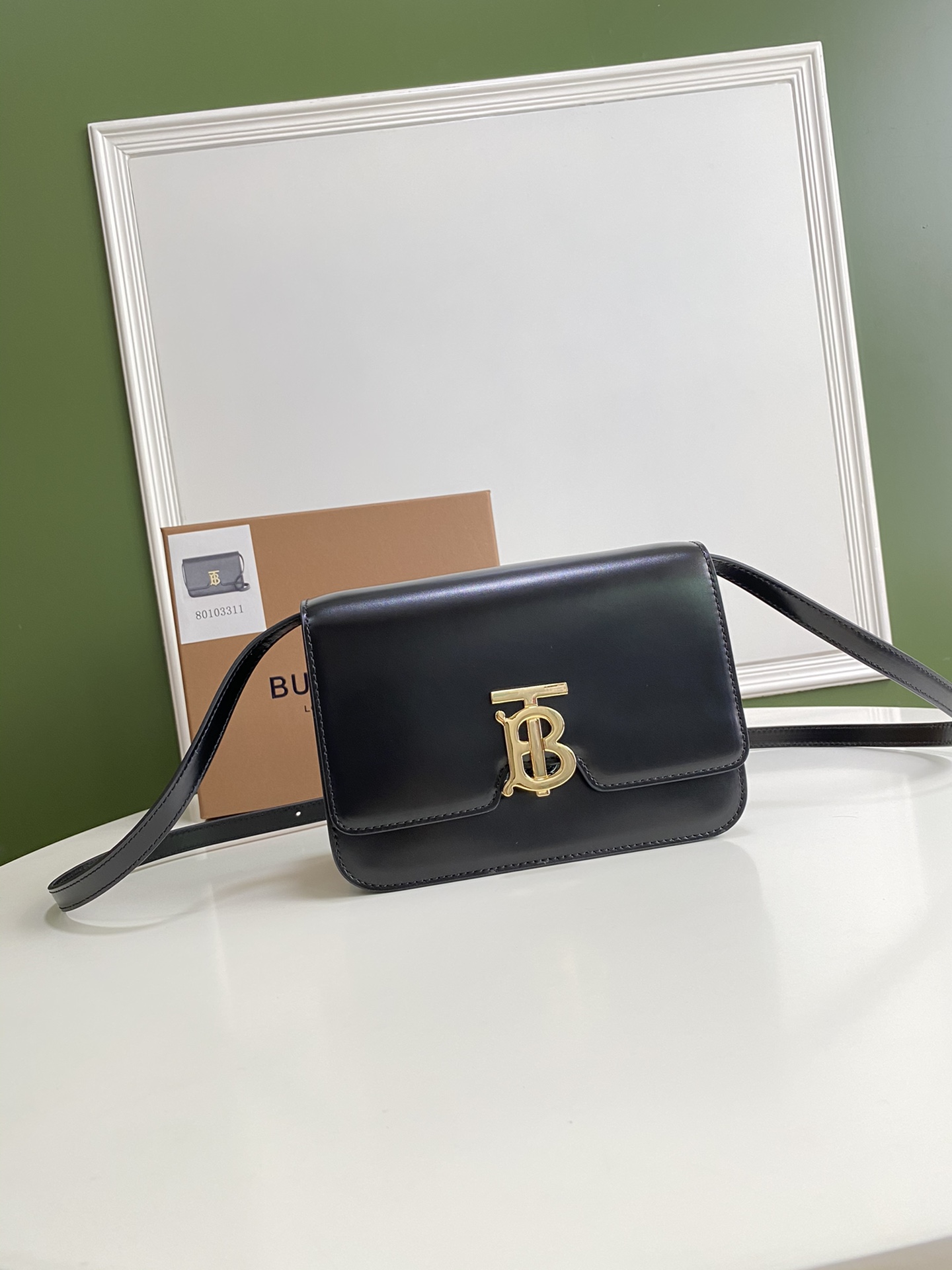 Burberry KINGDOM 331168 21 x 6 x 16cm