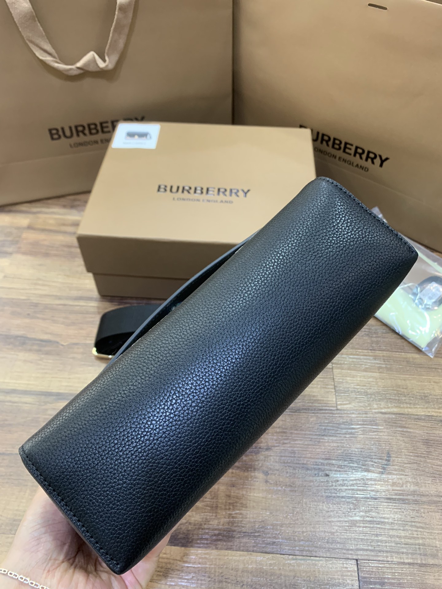 Burberry (9)