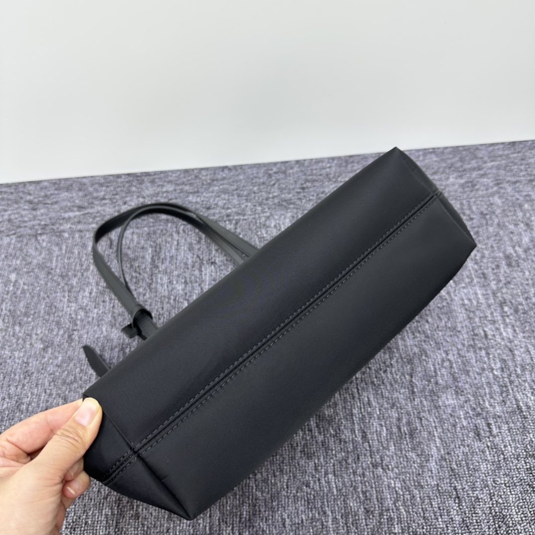 Burberry 315145 30X24x11cm