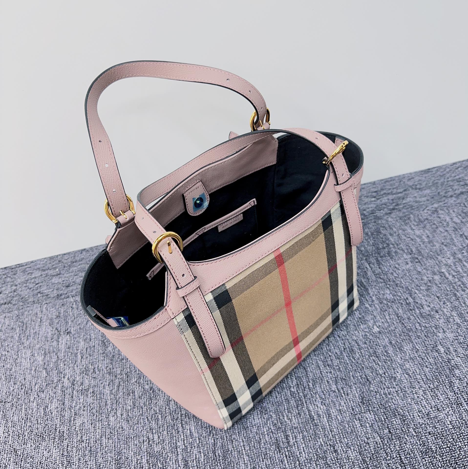 Burberry (6)