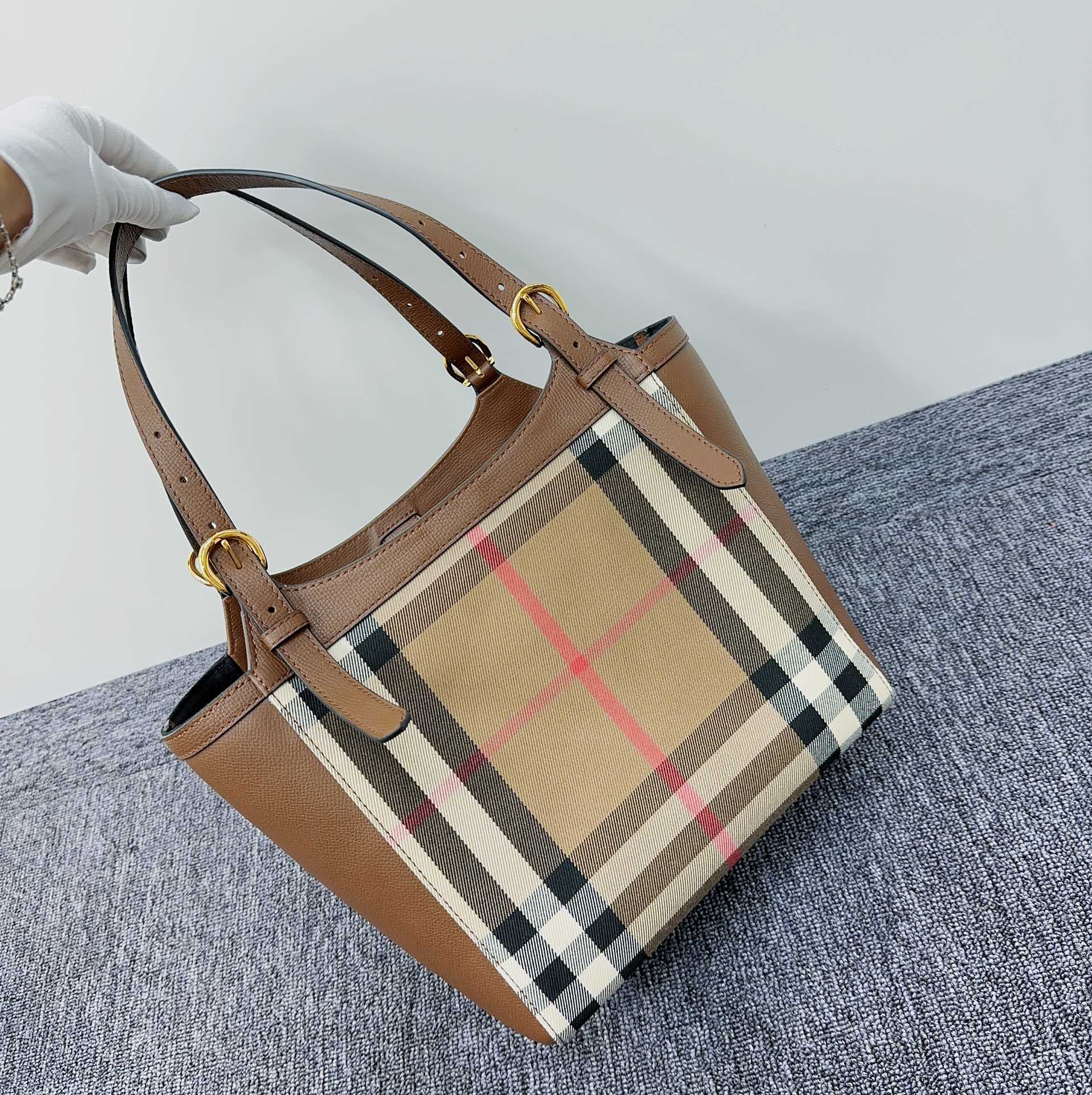Burberry (5)