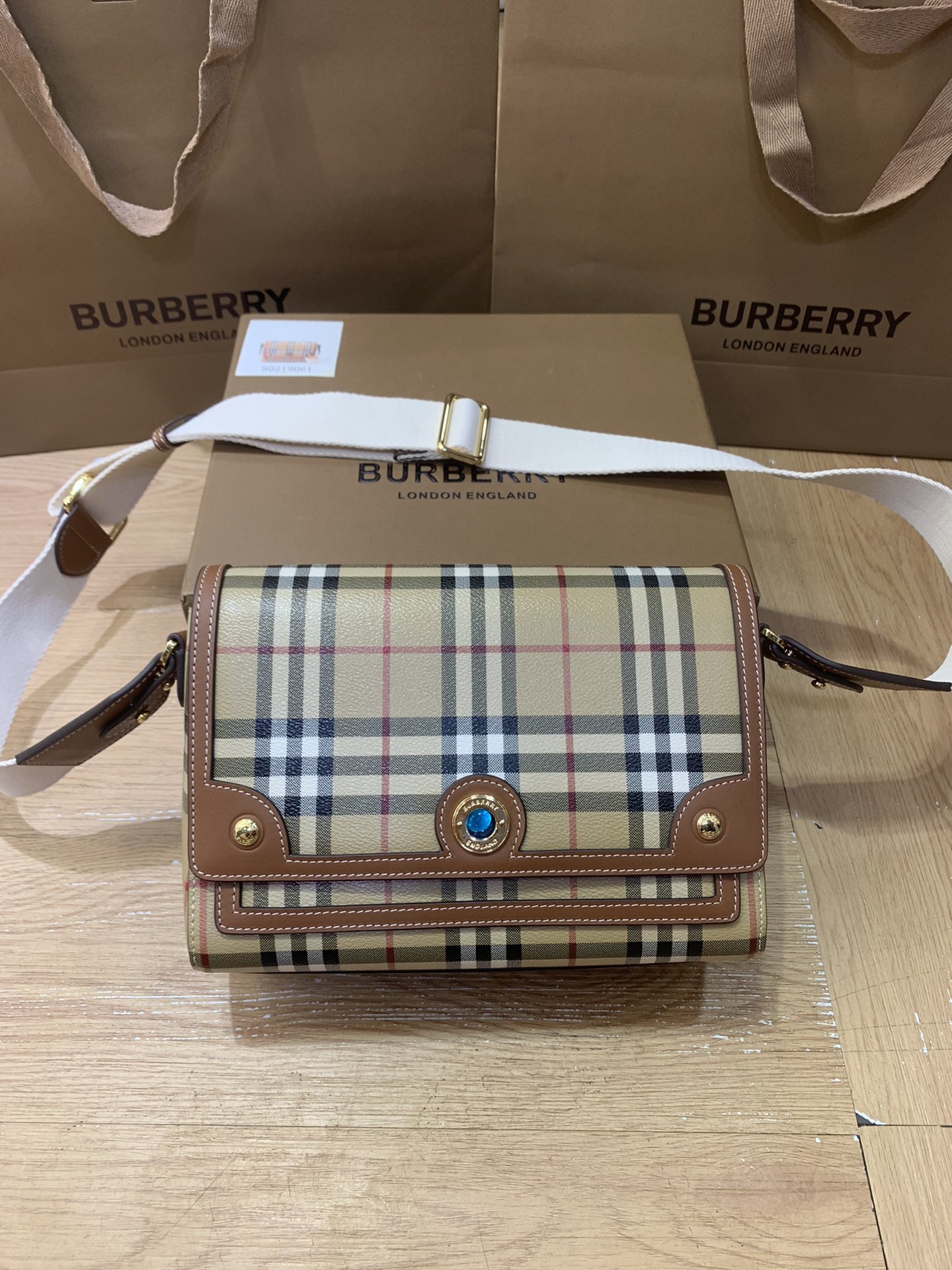 Burberry (3)