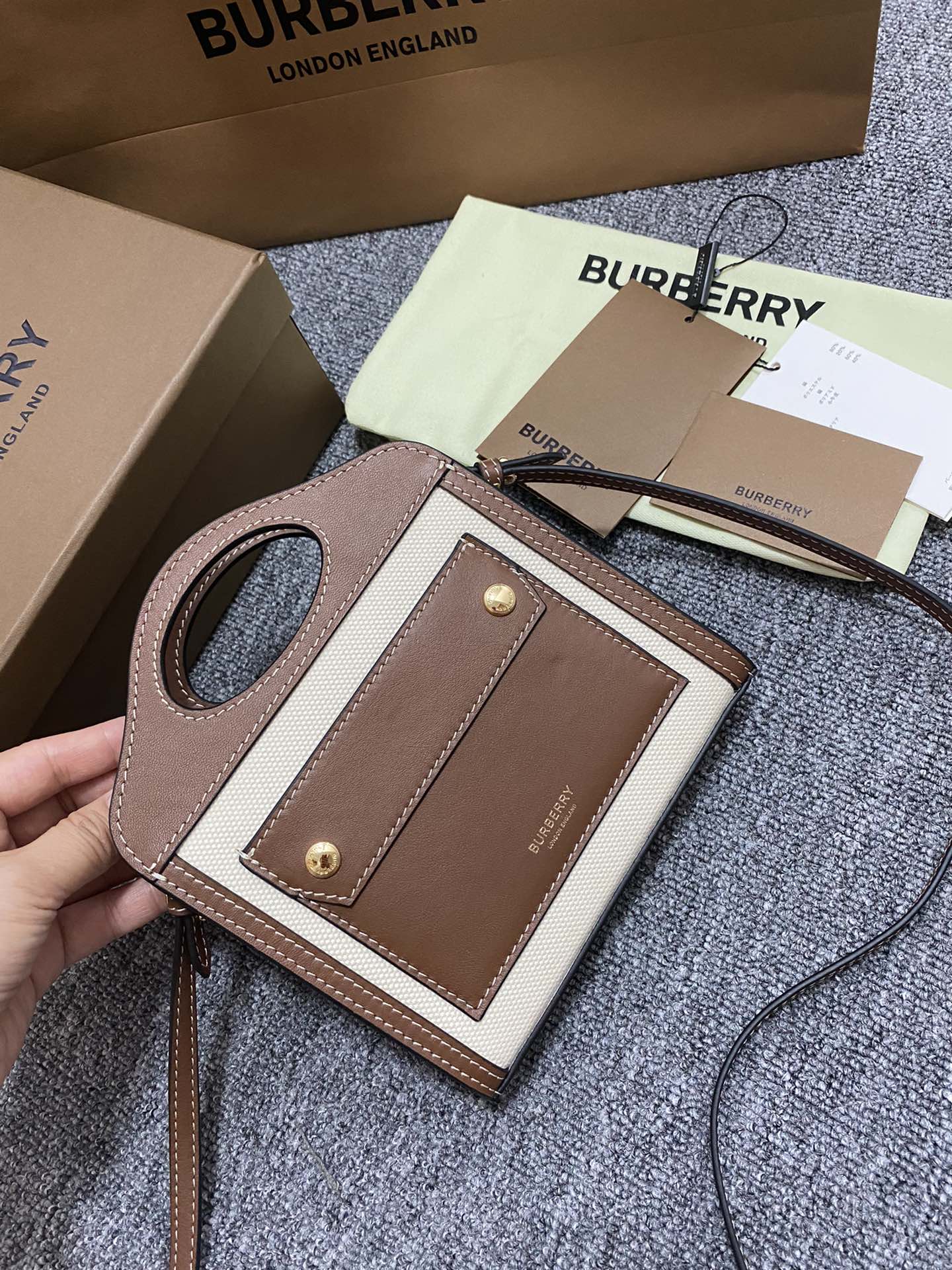 Burberry (25)