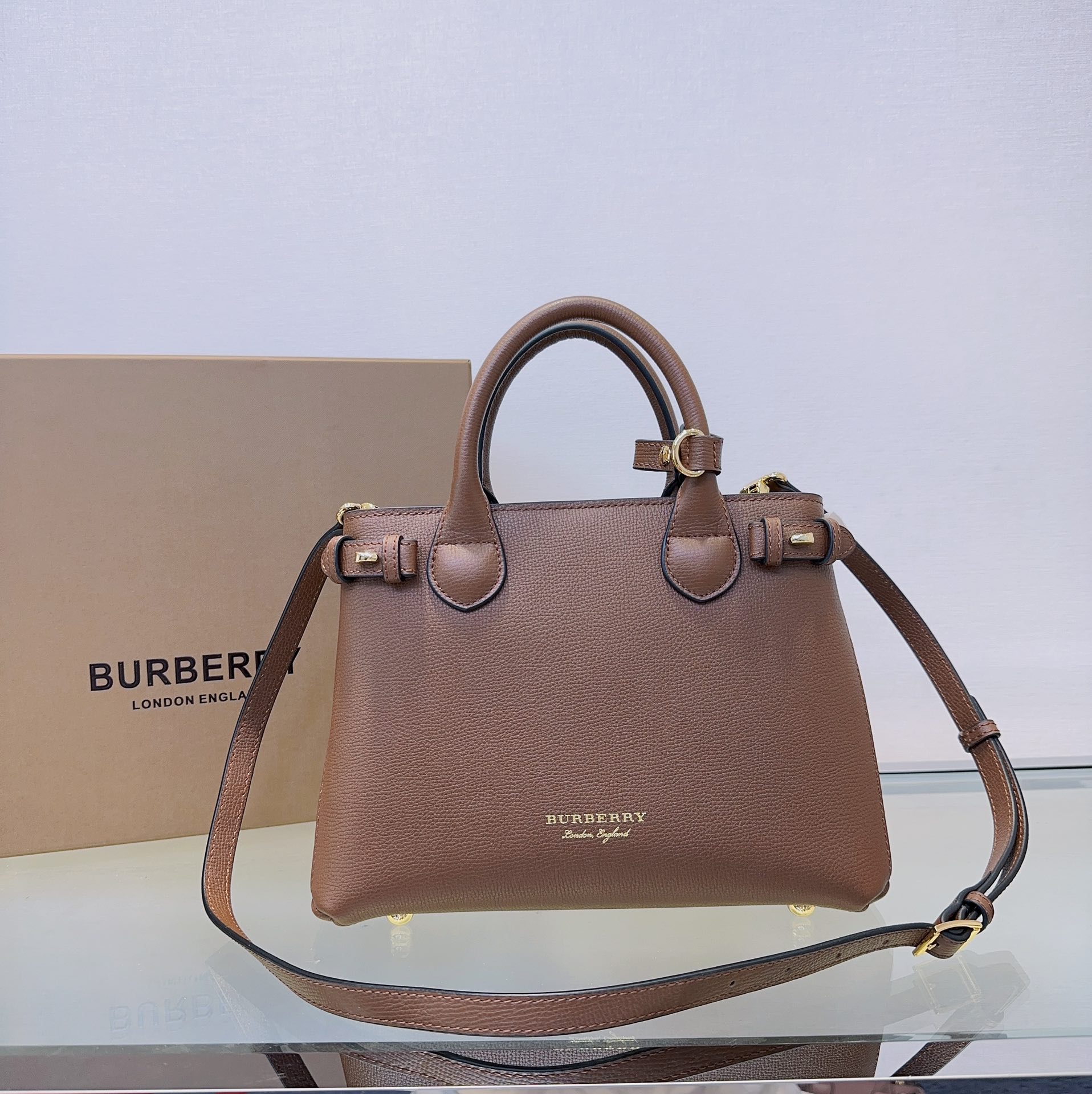Burberry The Banner 713163 26cm