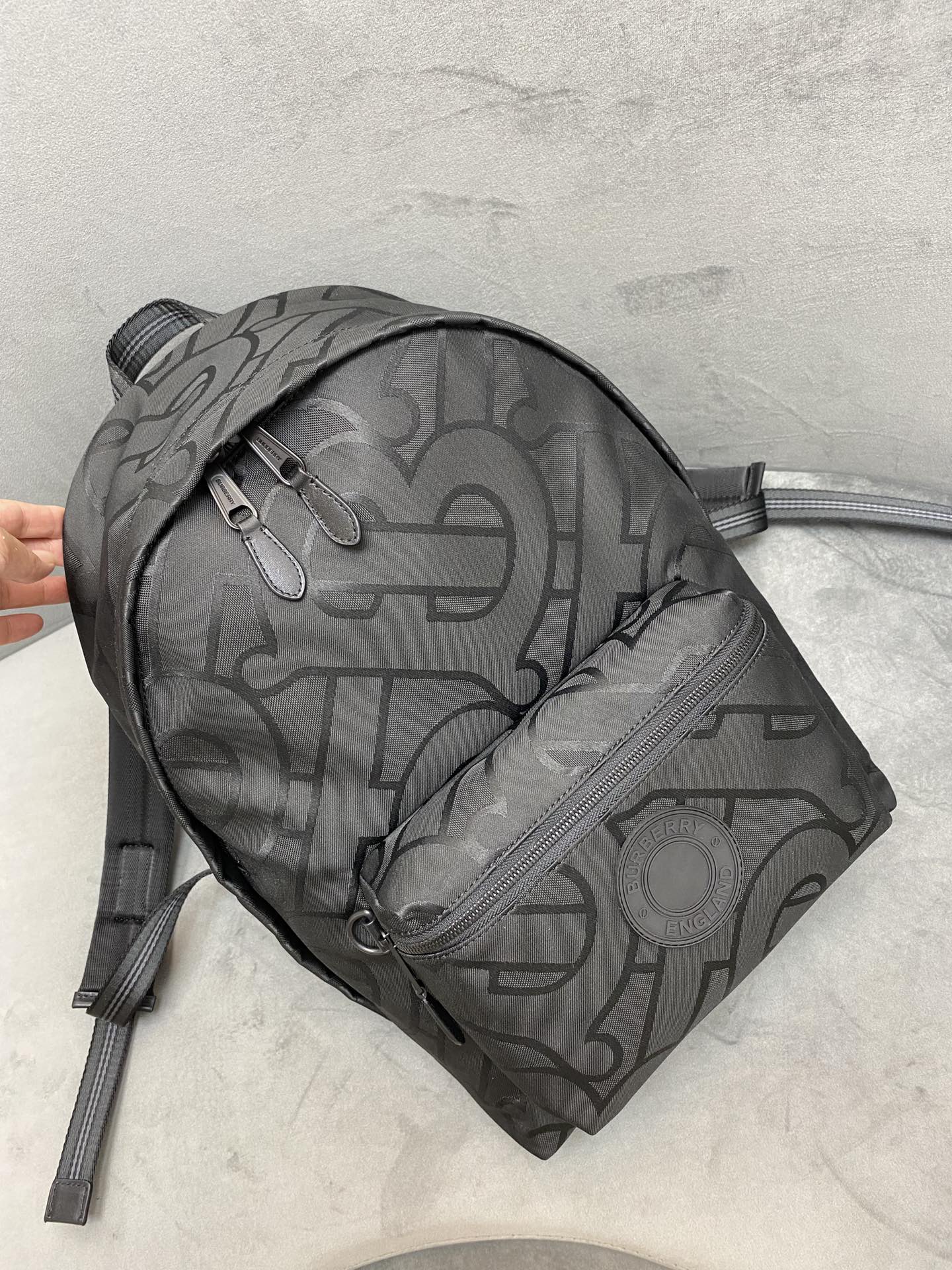 Burberry 109560 30.5 x 14.5 x 42.5cm