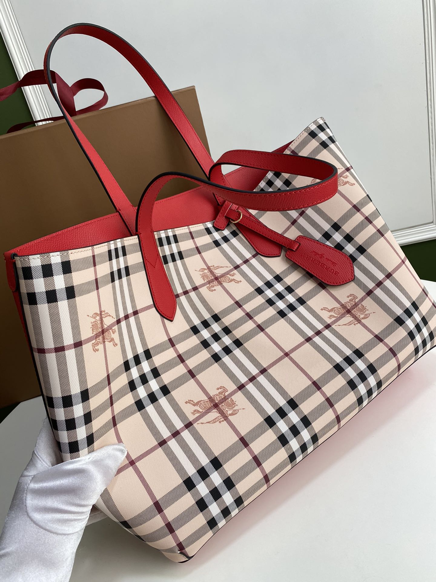 Burberry 400143 46x30x12cm