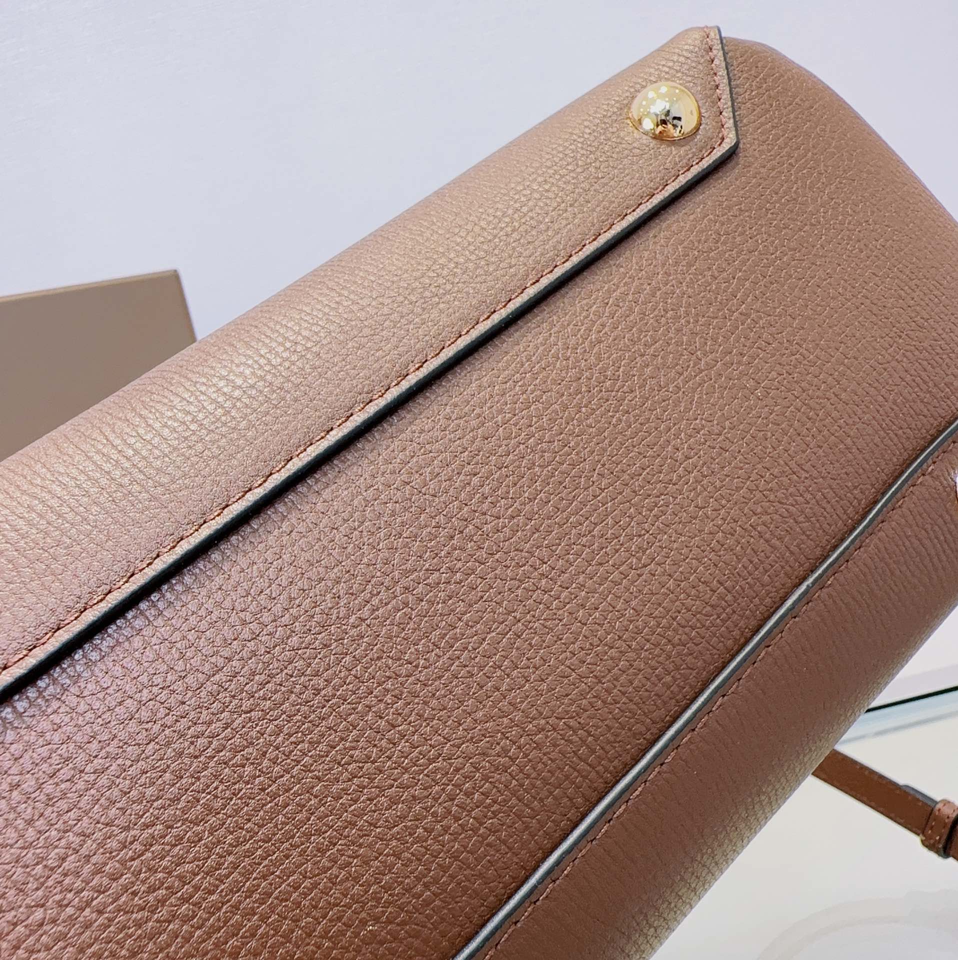 Burberry The Banner 713163 26cm