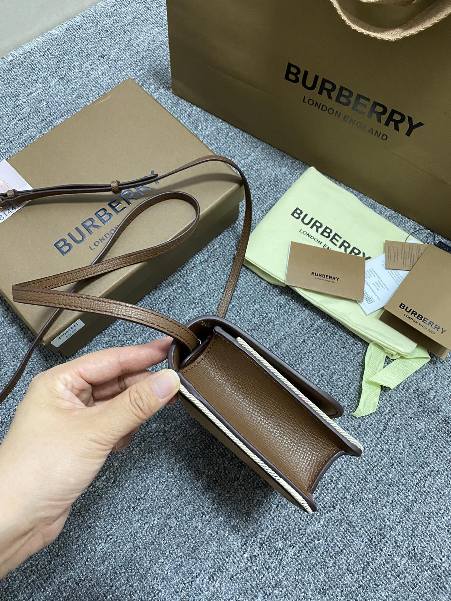 Burberry 1441 (3)