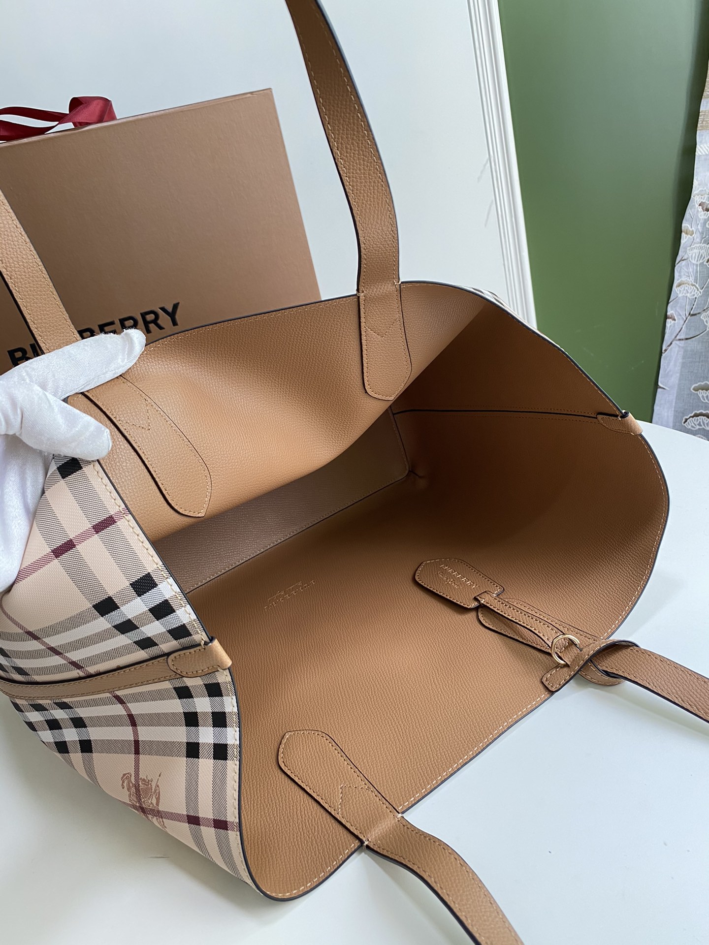 Burberry 400143 (4) 46x30x12cm