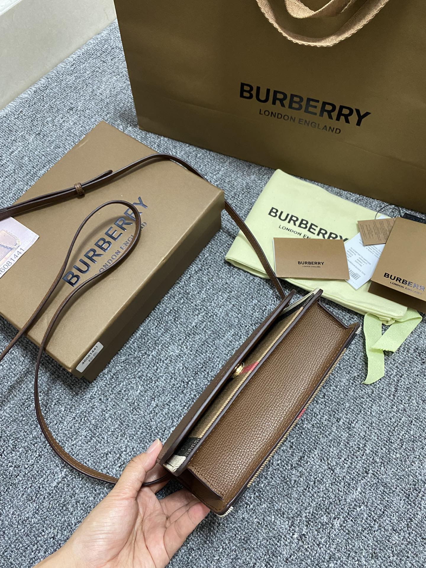 Burberry 1441 (3)