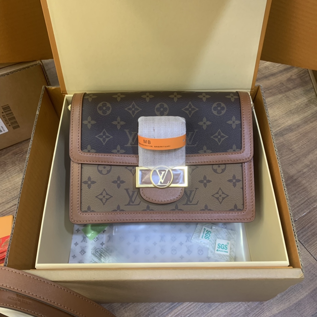 Burberry M45958
