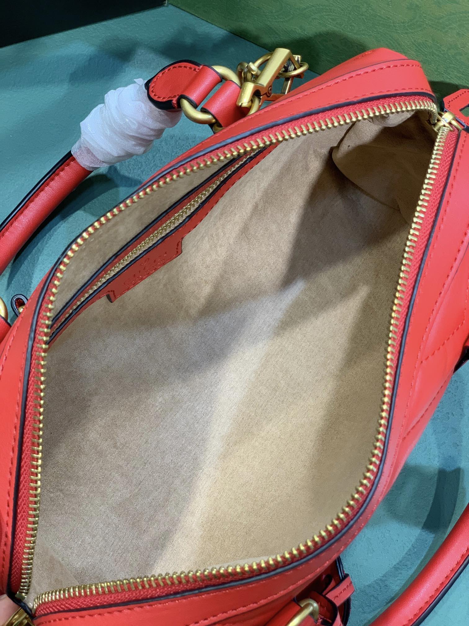 GUCCI GG Marmont 746319 27X13.5X10cm