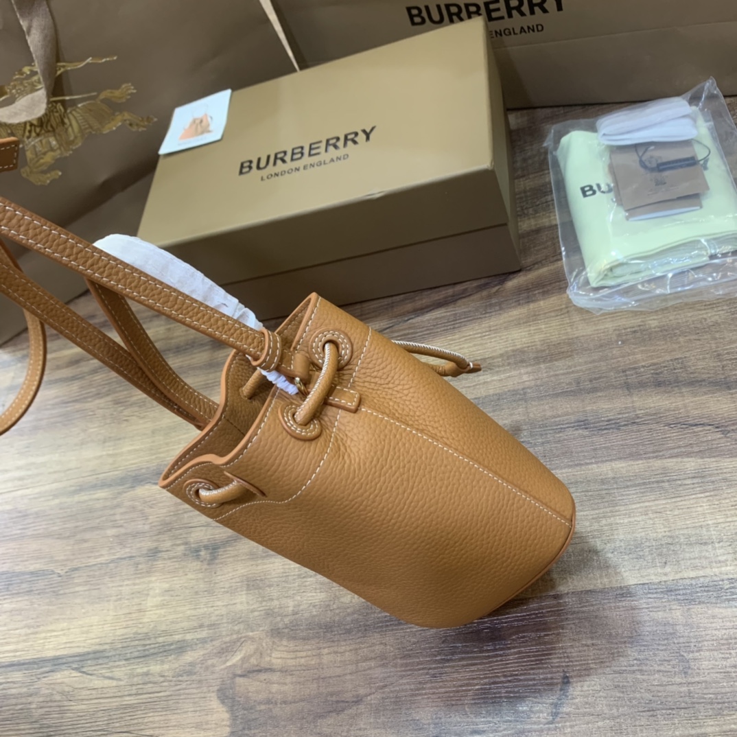 Burberry (26)