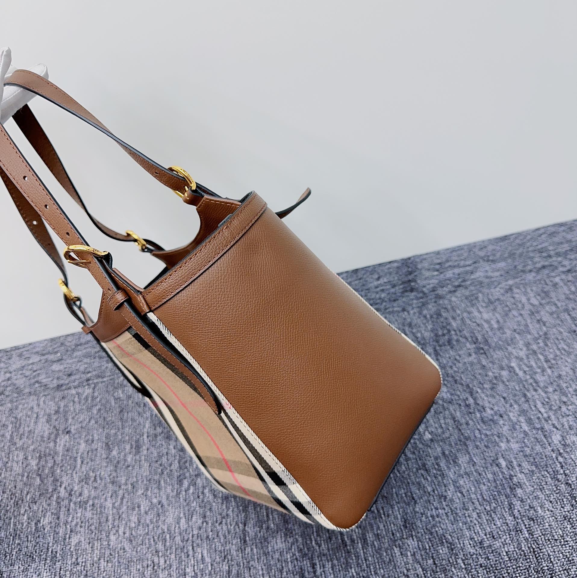 Burberry (5)