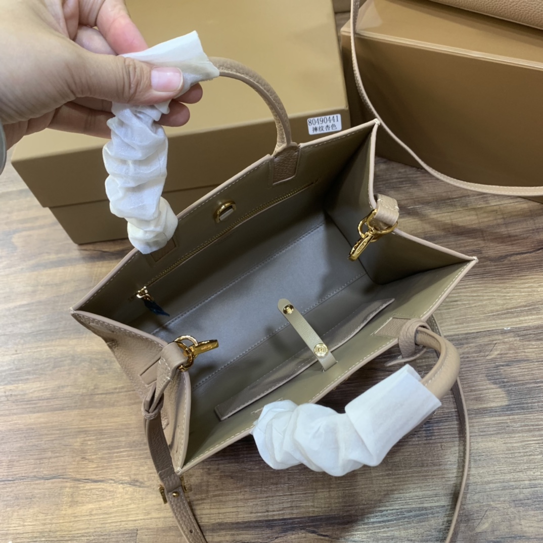 Burberry24 (3) 27cm