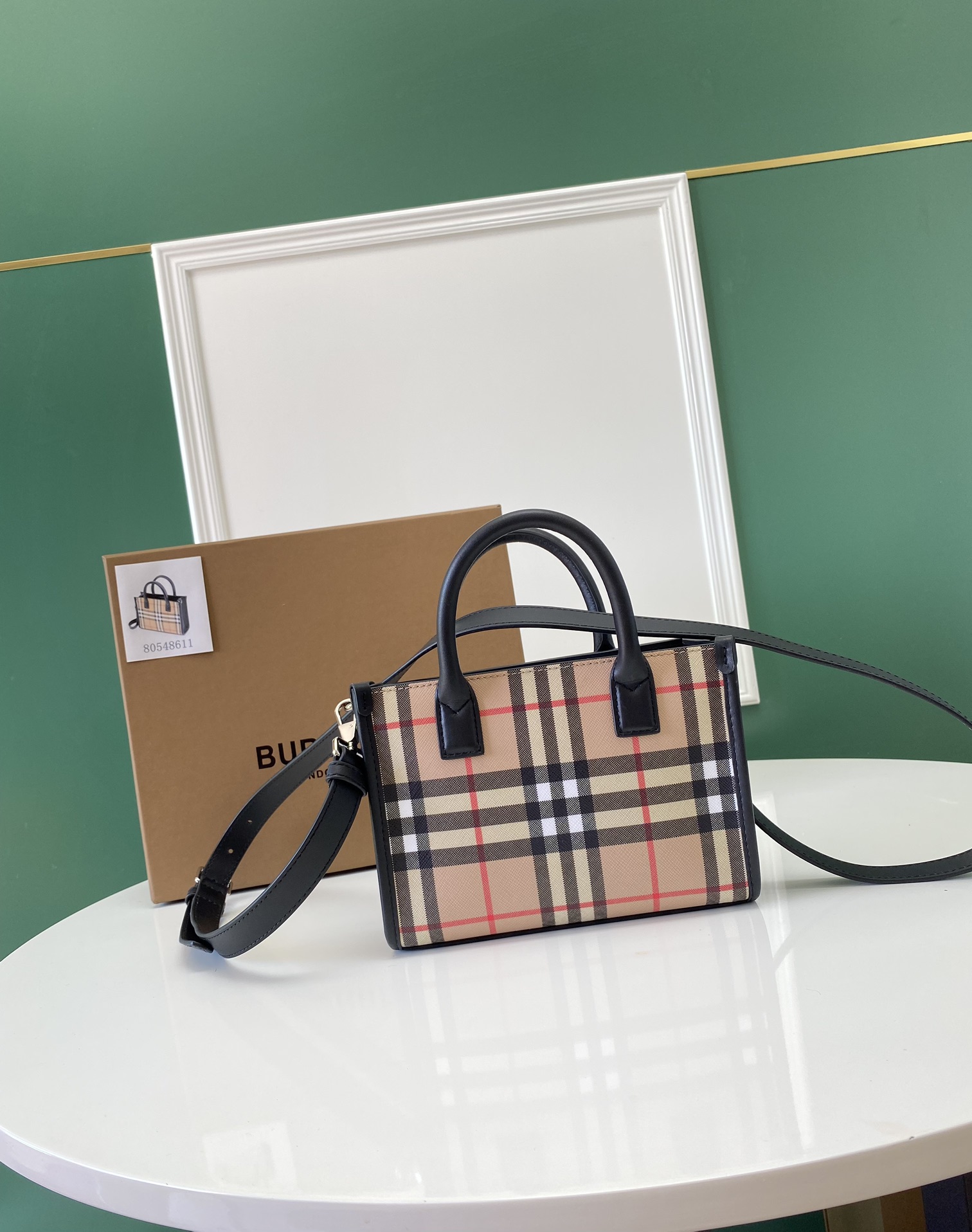 Burberry 861153 19.5 x 6 x 14cm