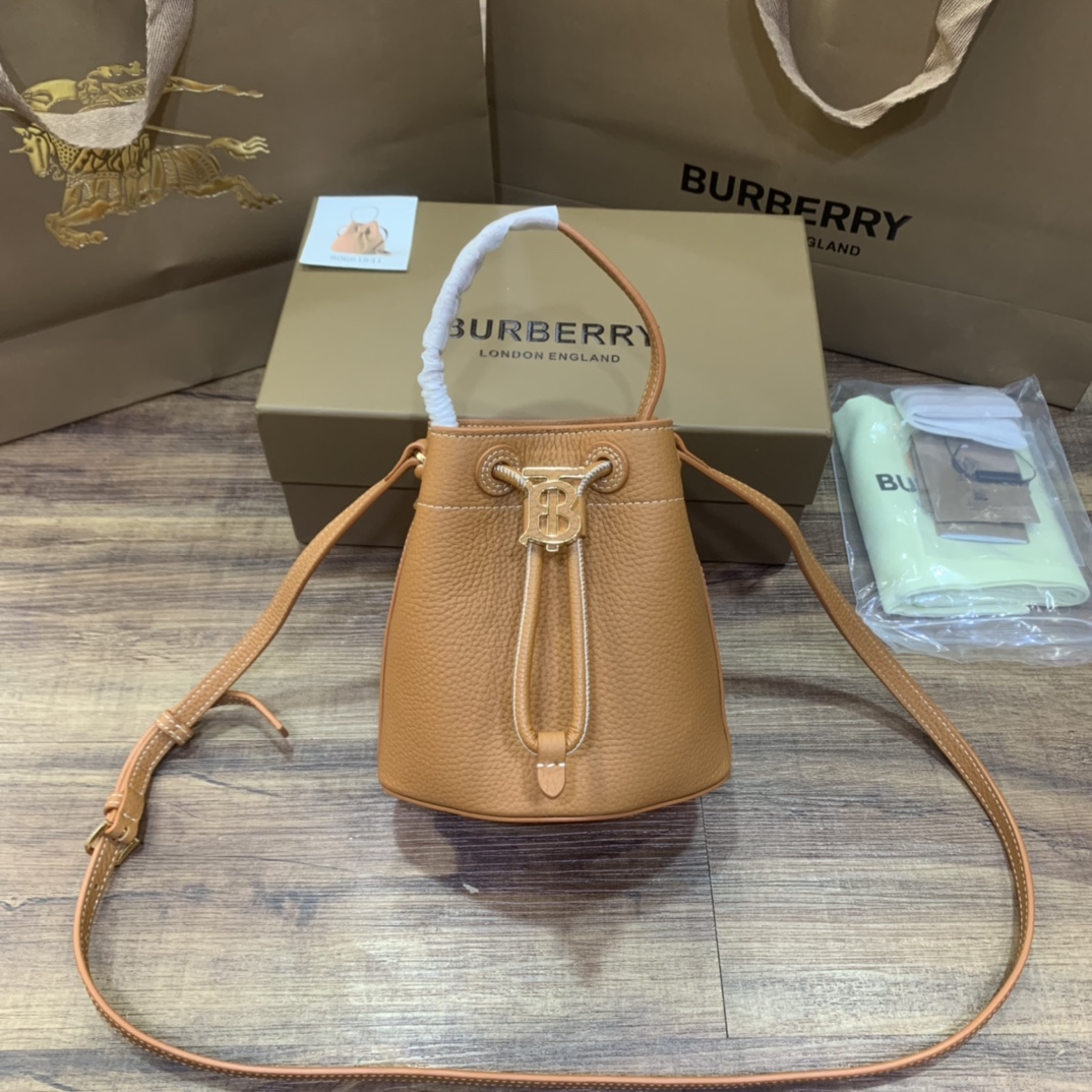 Burberry (26)