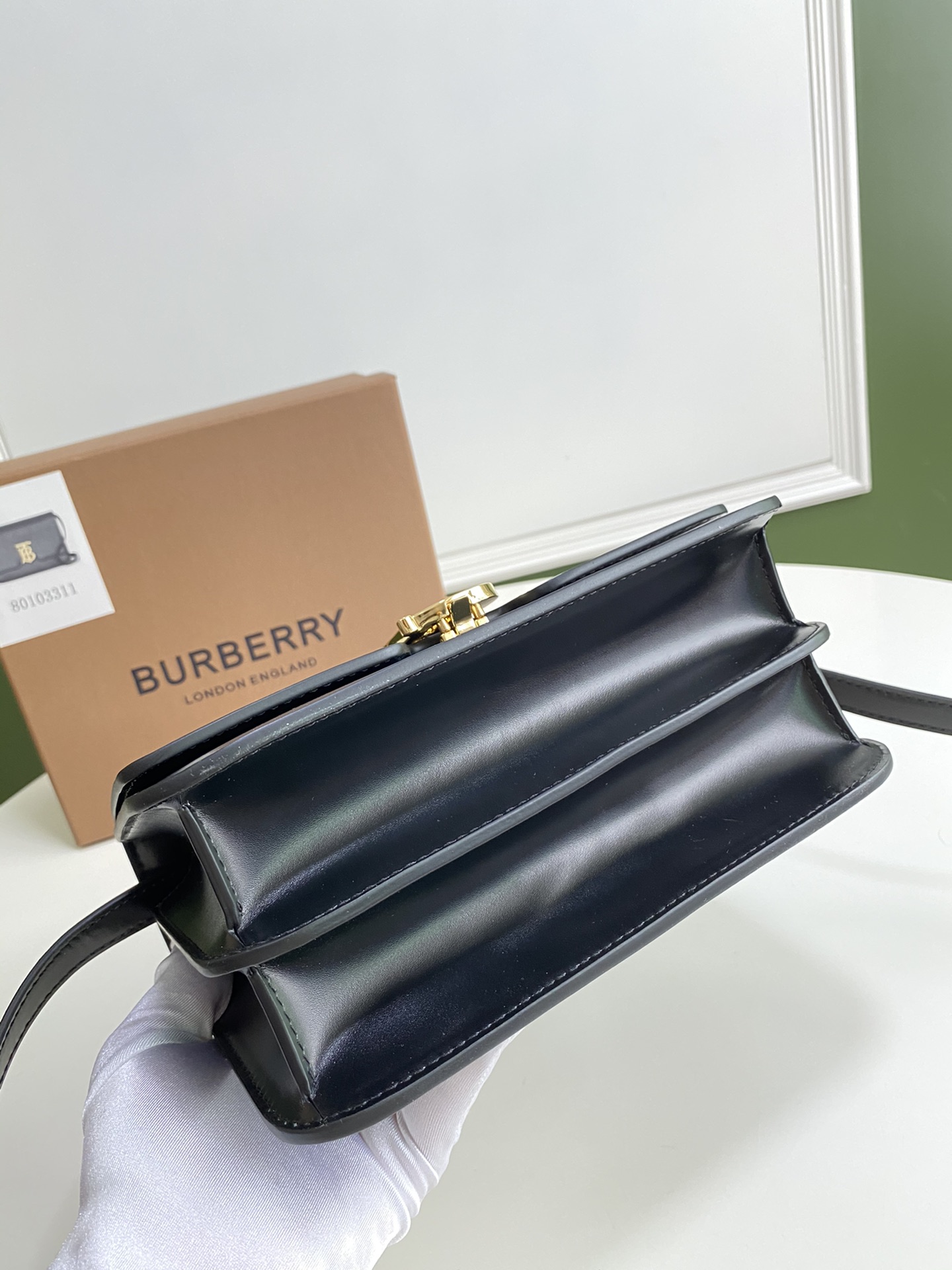 Burberry KINGDOM 331168 21 x 6 x 16cm