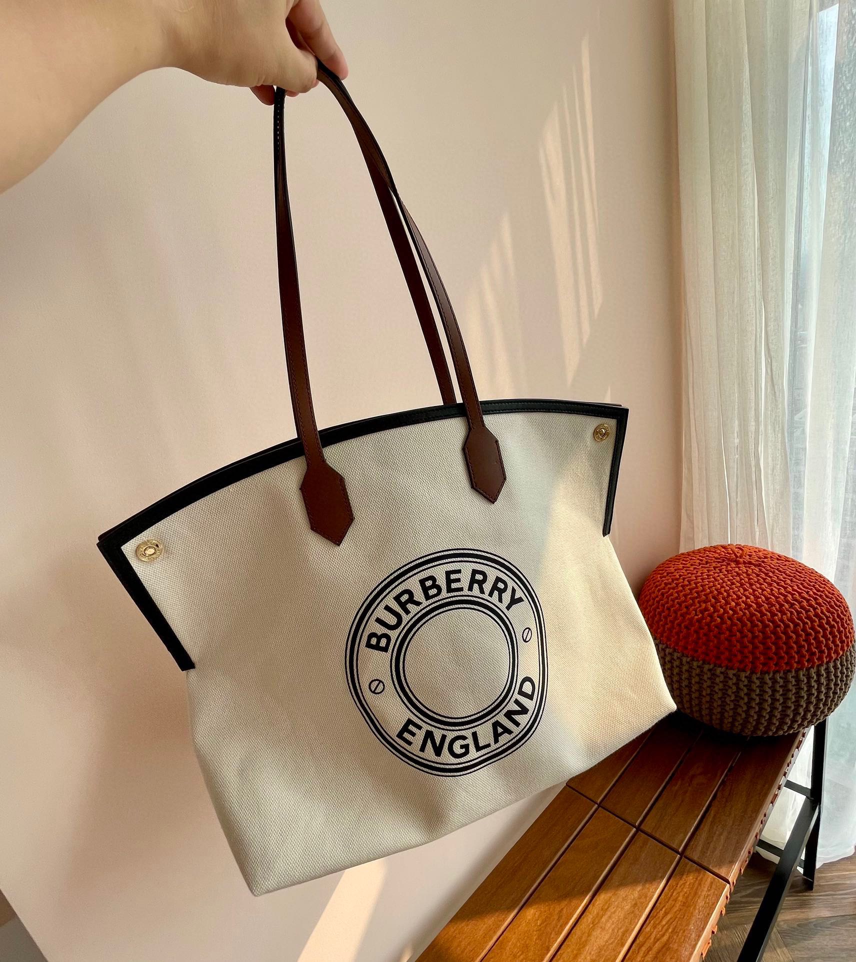 Burberry (4) Society 38x32x22cm