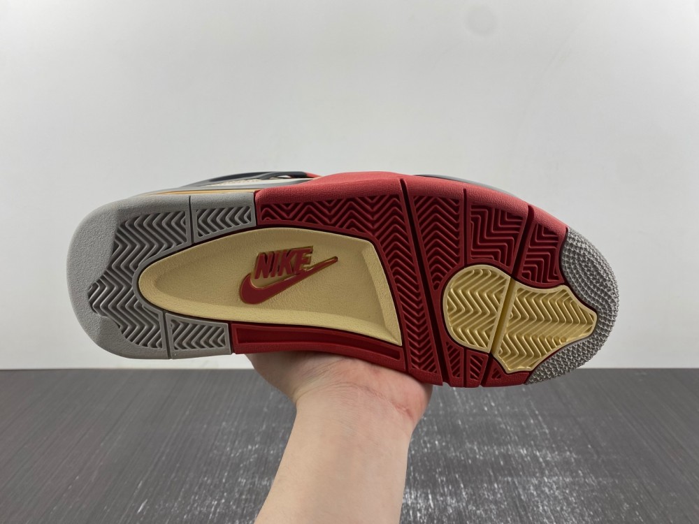 Air Jordan 4 Retro OG AQ9129-105