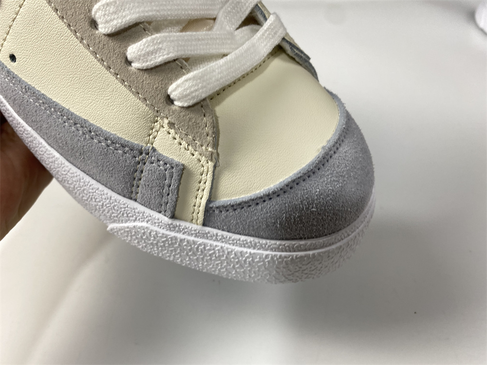 Nike Blazer Mid DC0707-164