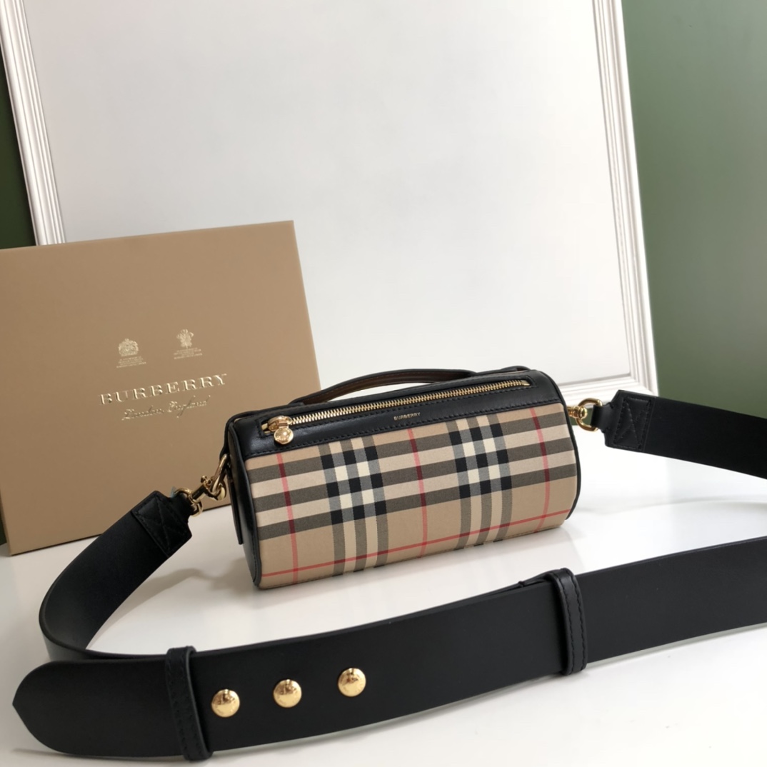 Burberry 178150 21 x 11 x 11cm