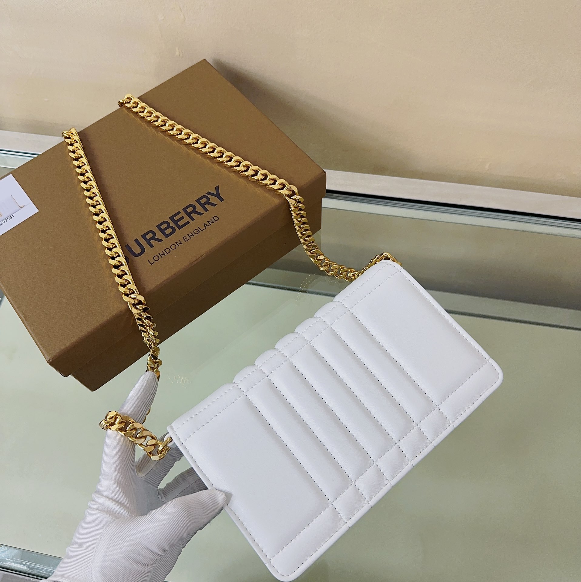 Burberry 144150 (3) 20 × 5 x 12cm