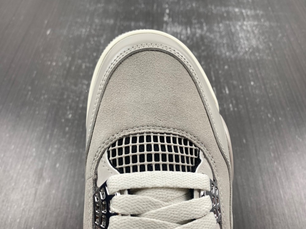 Air Jordan 4 WMNS “Frozen Moments” AQ9129-001