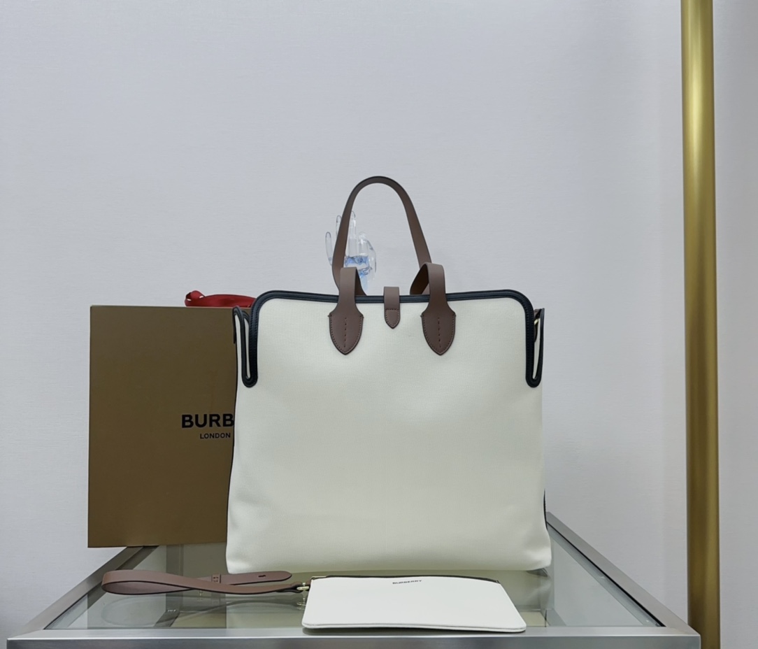 Burberry The Belt 341165 (2) 43x10x38cm