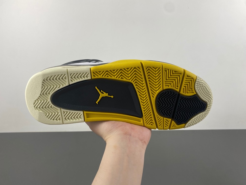 Air Jordan 4 “Vivid Sulfur”AQ9129-101