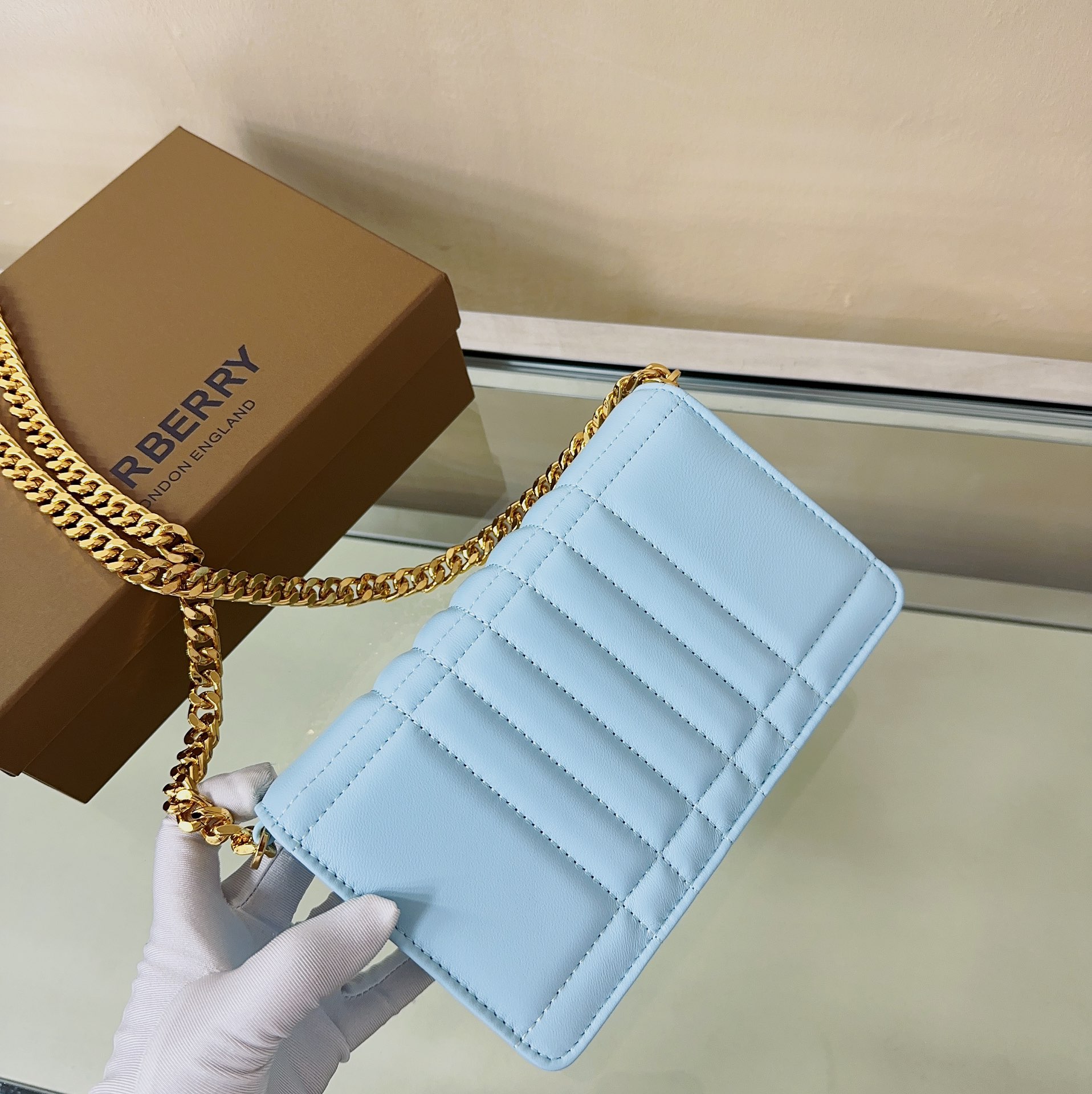 Burberry 144150 (2) 20 × 5 x 12cm