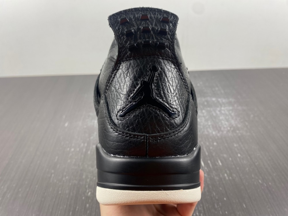 Air Jordan 4 Premium “Black”819139-010