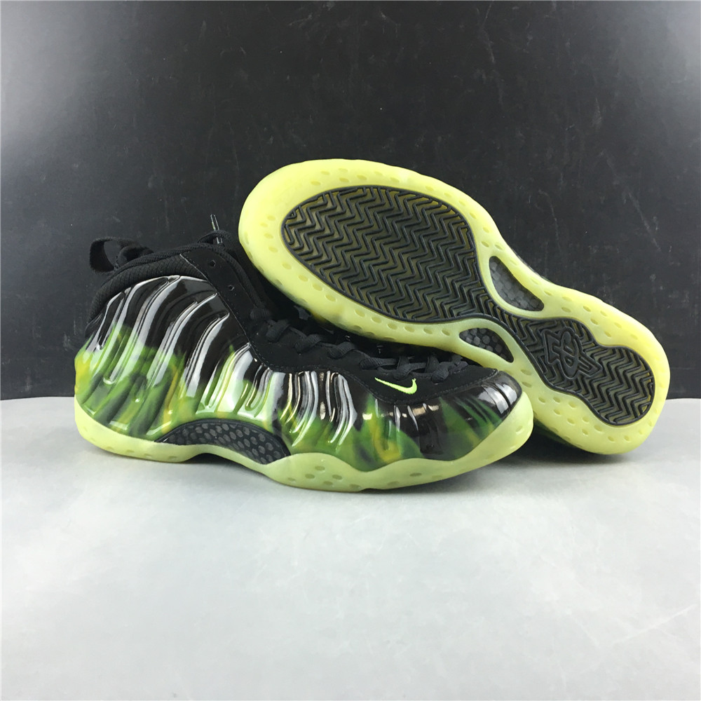 Nike Air Foamposite One ParaNorman  579771-003