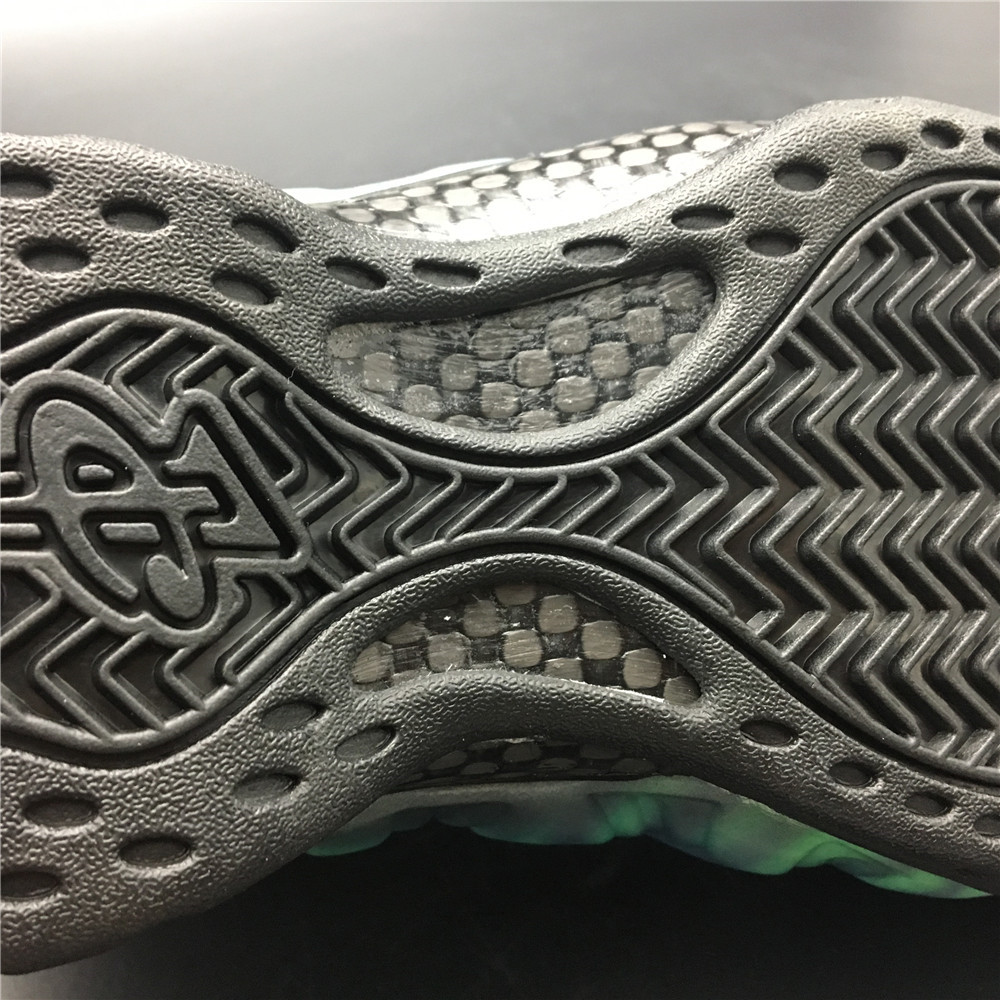 Nike Air Foamposite One Northern Lights 840559-001