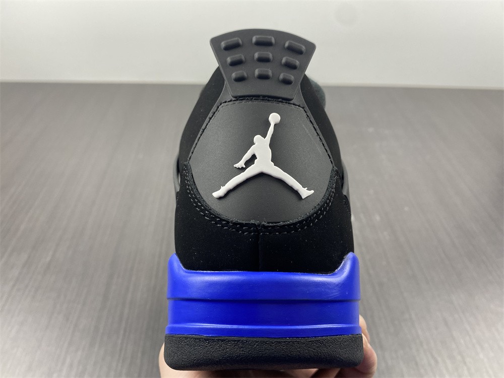 Air Jordan 4 