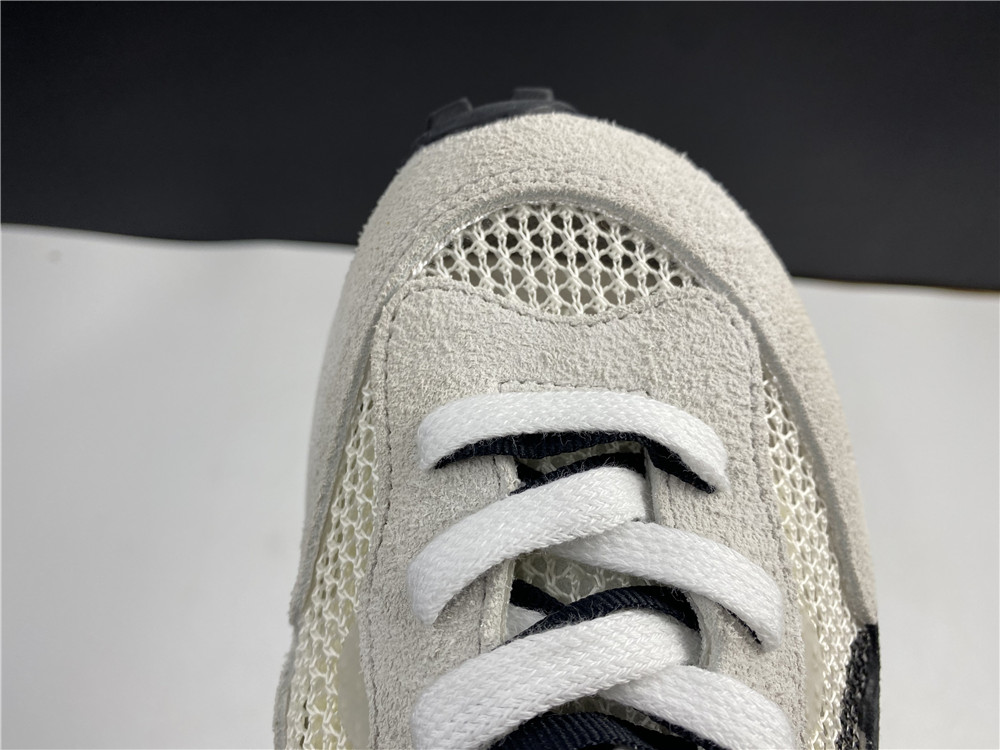 Nike Vaporwaffle sacai Sport Fuchsia Game Royal CV1363-100