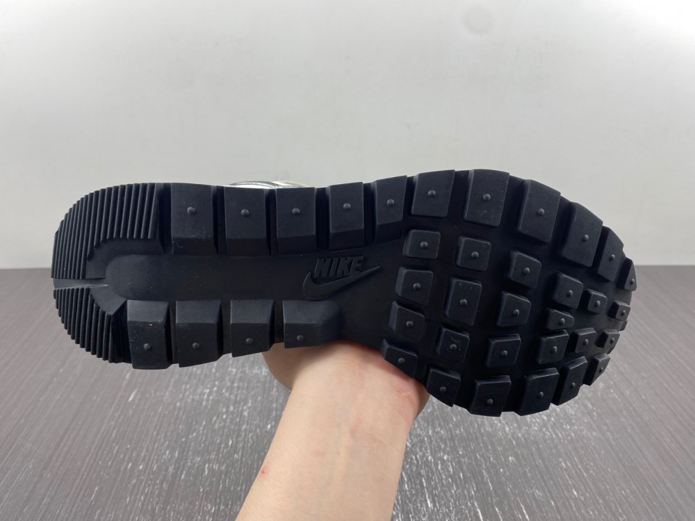 Sacai x VaporWaffle “Tour Yellow ”DD1875-101