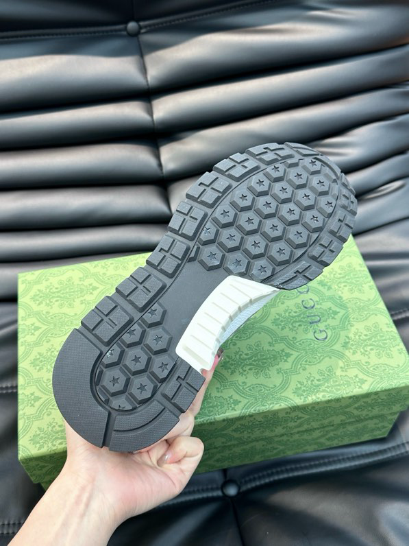 Gucci Men's GG sneakers White Gray